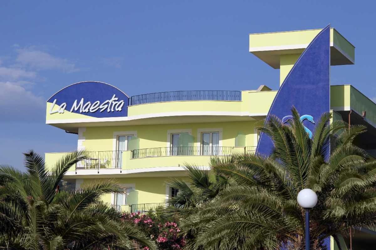 Hotel La Maestra Grottammare Esterno foto