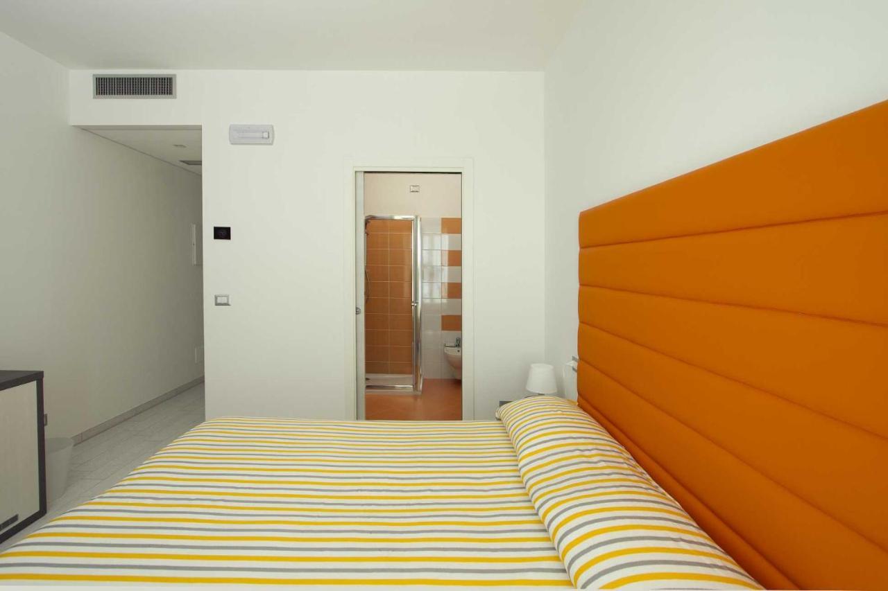 Hotel La Maestra Grottammare Esterno foto