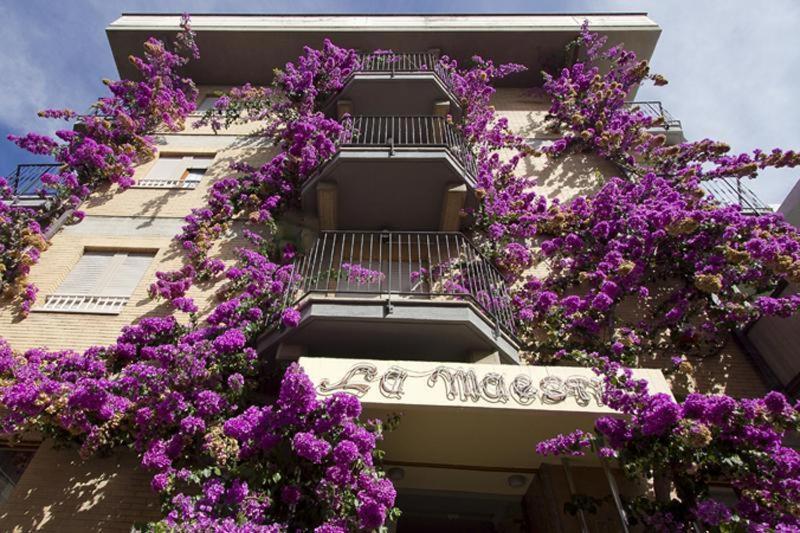Hotel La Maestra Grottammare Esterno foto